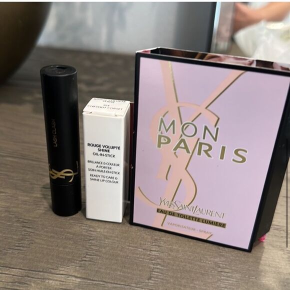 💫Flash Sale, FINAL PRICE💫YSL Beauty Cosmetics Case and goodies - Picture 10 of 10